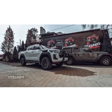 Toyota Hilux - konserwacja podwozia, Geometria, montaż snorkla i inne