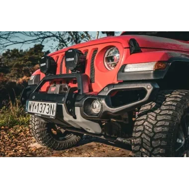 Jeep Wrangler JL Sahara - zmiana zderzaków na Arcus i RR Style