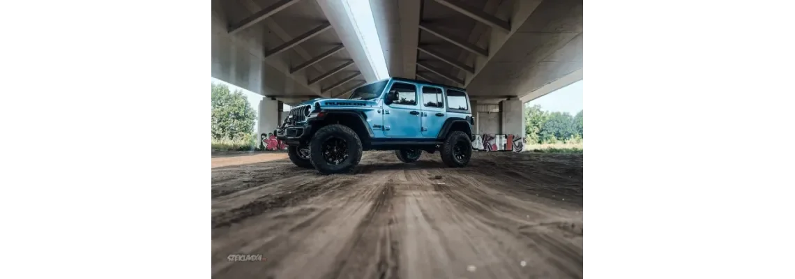 Nowe Zawieszenie i Akcesoria Jeep Wrangler JLU 2024 w Naszym Serwisie