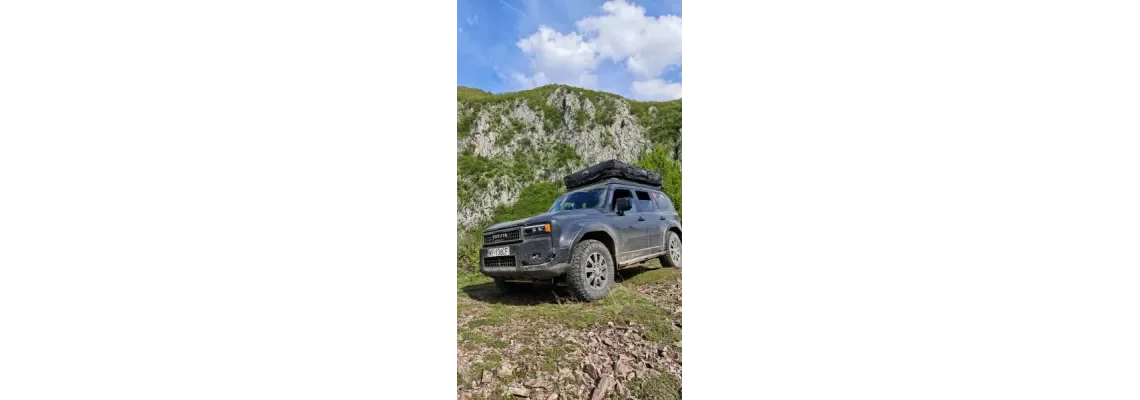 Montaż Namiotu Dachowego na Toyocie LAnd Cruiser 250