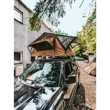 Installation of the Wildcamp Ohio 160 Roof Tent on a Jeep Patriot – A Practical Guide