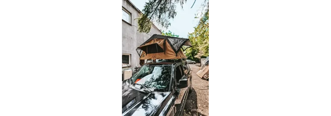 Installation of the Wildcamp Ohio 160 Roof Tent on a Jeep Patriot – A Practical Guide